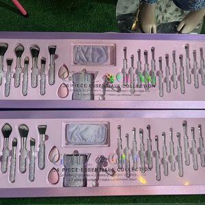 Glitz and Glam Make-Up brush set